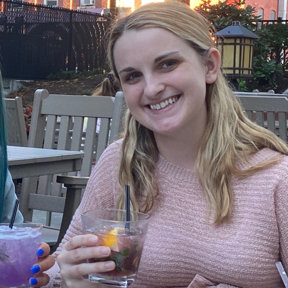 Meet your Posher, Kaylie